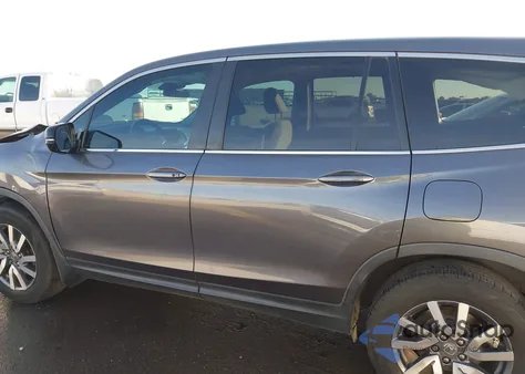 2021 Honda Pilot Ex z USA, uszkodzony, nr VIN 5FNYF5H30MB021466